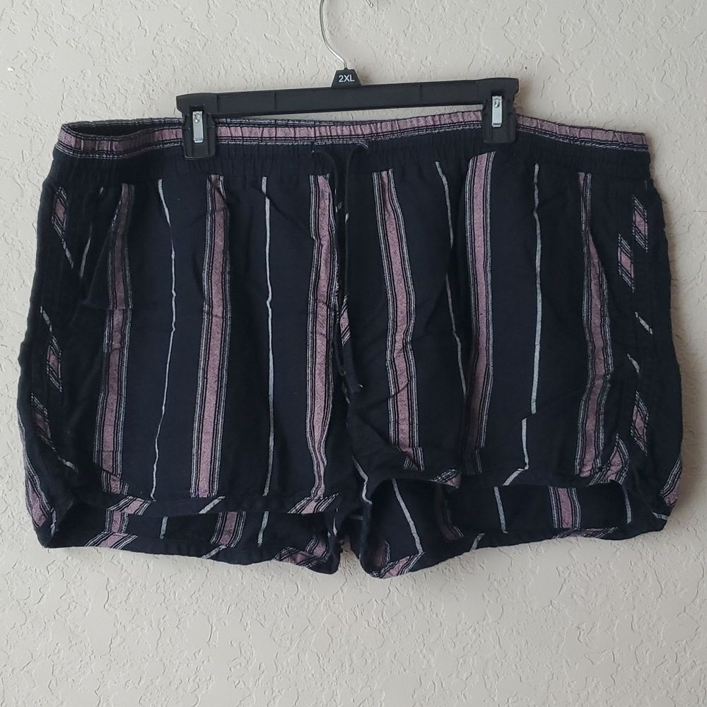 Lot of 2 Gap & Old Navy Women's Casual Shorts - Plus Size XXL (2XL) 🌛 - Picture 2 of 16